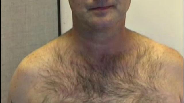robert gets down and dirty with another working man