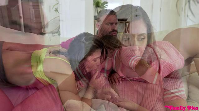 Stepdad's New Girlfriend - S20:E5