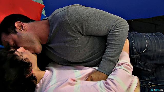 Riding Muscle Daddy Dick - Josh Bensan &amp; Mike Manchester