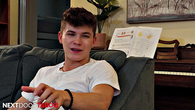 [It's Too BIG!] - Twink Stepbro Rails Therapist To Porve Size - NextDoorStudios  / Tatted Therapist Offers Up His Hole To Stepbro