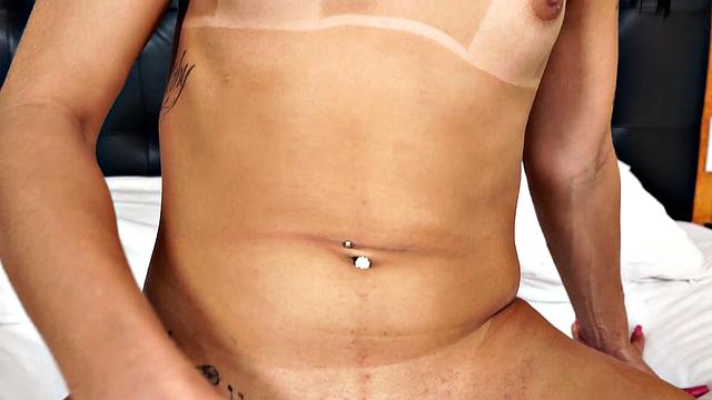 Watch this seductive Latina tease her ass and stroke her man's dick in solo play