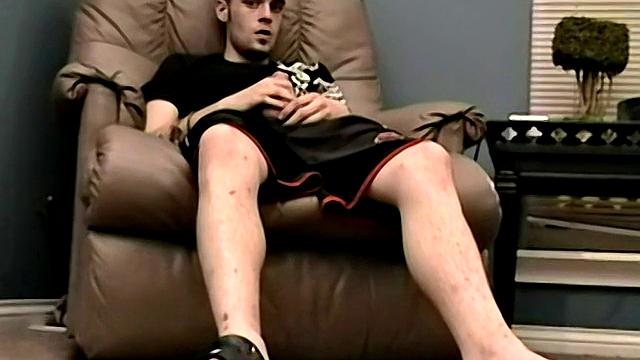 Savoring A Straight Guy's Cum Load - Aiden