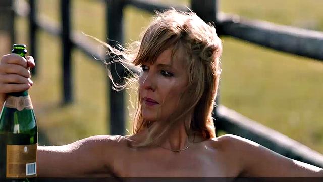 Kelly Reilly nude