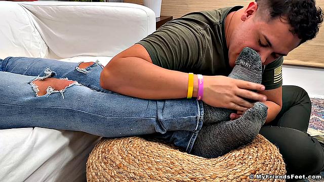 Matthew Says "Yes" To Foot Worship - Matthew J