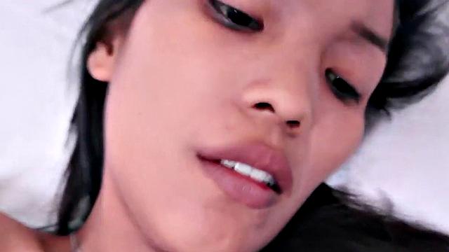 Khai on Asian Sex Diary - Surprise Creampie