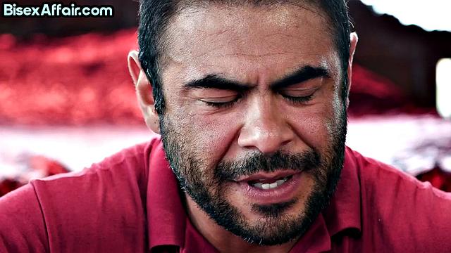 Horny blonde babe cockriding in threesome