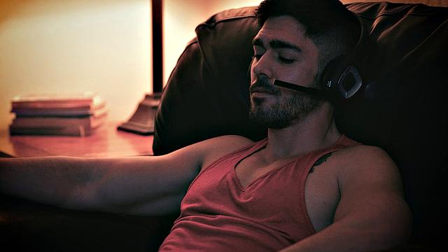 Straight Guys Bang Inside Realistic Video Game Before Meeting In Real Life - DisruptiveFilms