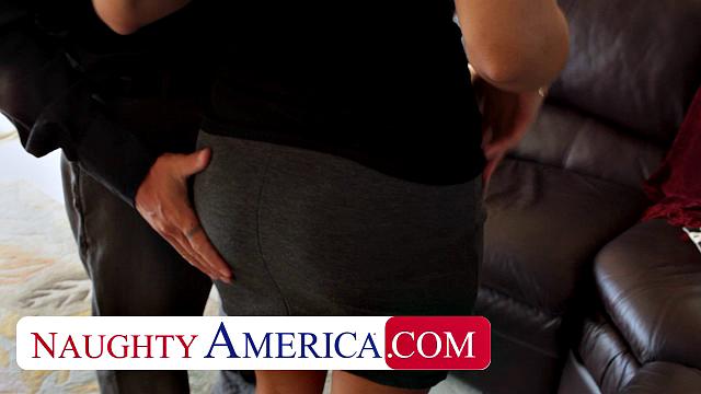 Nadia Lopez visits her sugar daddy