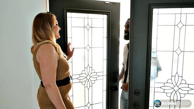 Tayler, 51, gives all her holes to her daughter's boyfriend