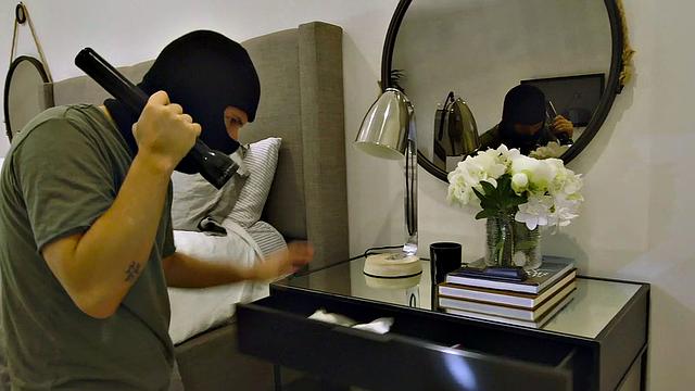 Robber gets a hot shower & a hot fuck in reverse cowgirl position