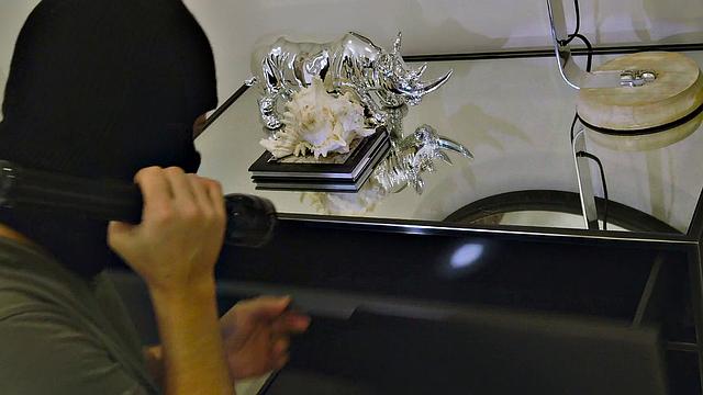 Robber gets a hot shower & a hot fuck in reverse cowgirl position