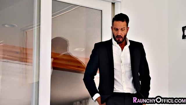 Office nympho spoiling the boss