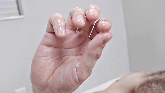 See Brian Omally in solo 4k III