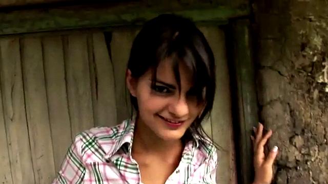 Cute amateur teen strips