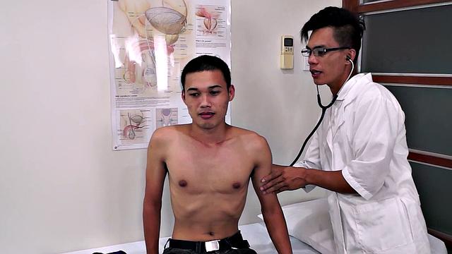 Asian patient rimmed after medical check in infirmary