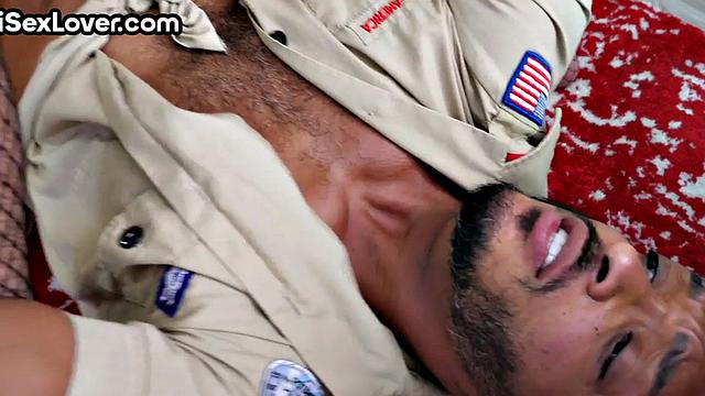 Cosplayer bisexual lovers in 3way