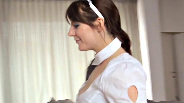 Interracial anal maid smashed with bigbooty