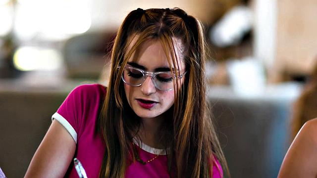 MODERN-DAY SINS - Petite Tutor Emma Starletto Gets RAW By Delivery Guy During Cram Session