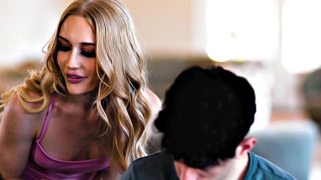 MODERN-DAY SINS - Petite Tutor Emma Starletto Gets RAW By Delivery Guy During Cram Session