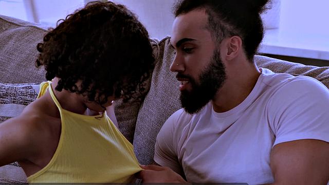 Дюймовочка Дани: коротышка, а дырочка держится за жизнь