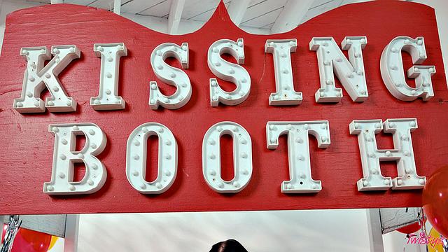 Kissing Booth Cuties