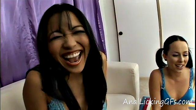 Cum swapping sluts in a filthy rimjob threesome