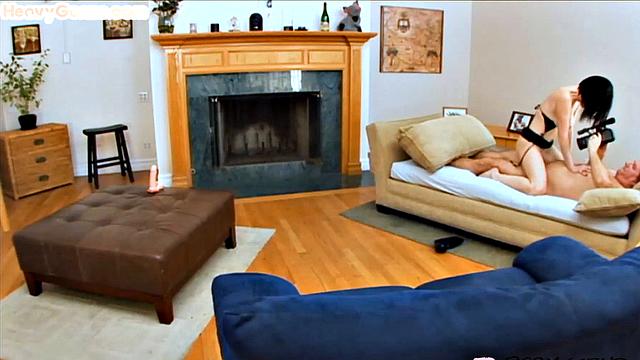 Bikini amateur bae fucked in Gonzo style by neighbor