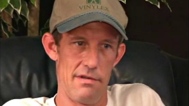 Tall and skinny, this very straight man is originally from Wisconsin. Bill washes dishes for a living, but the 6'4", 195 pound man was in construction for most of his life.