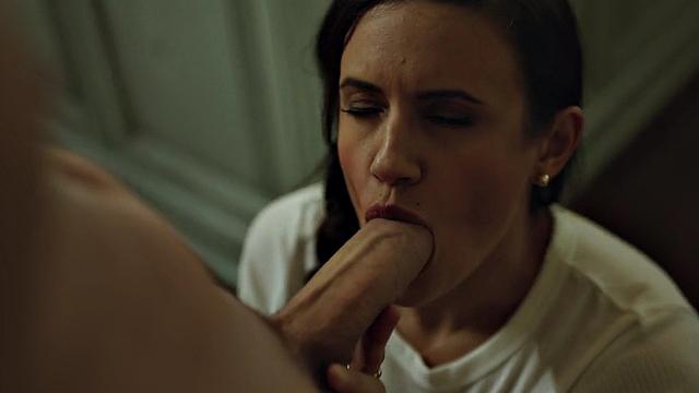 Dirty hairy MILF penetrated by big cock in mission