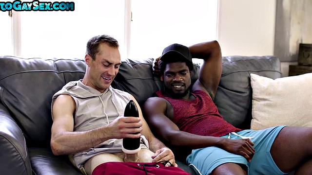 Rimming gaydaddy rims twink ass till cumshot