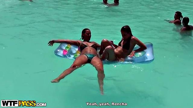 Cream pie in her sexy pussy