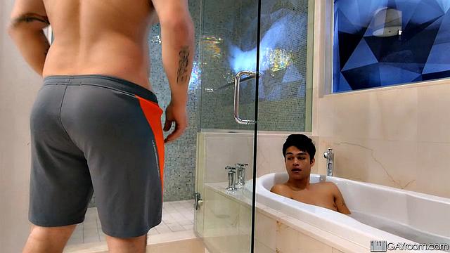 Shower Voyeur Buddy