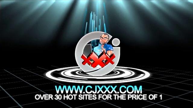 Итан сосет крепкий мужской член и ловит сперму на язык