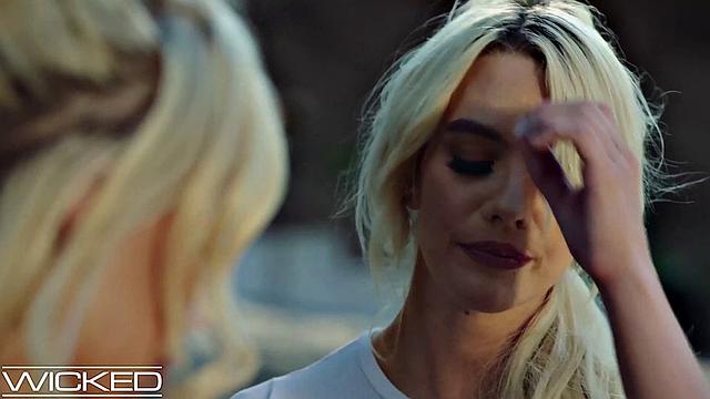 две блондинки лесбиянки: фейсситтинг и кунилингус