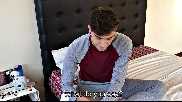 Латино Артур Джозеф кайфует от толстого члена соседа по комнате