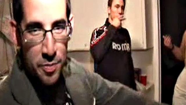 Amateur coed fucking hard dick