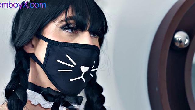 Upskirt housekeeper assrammed