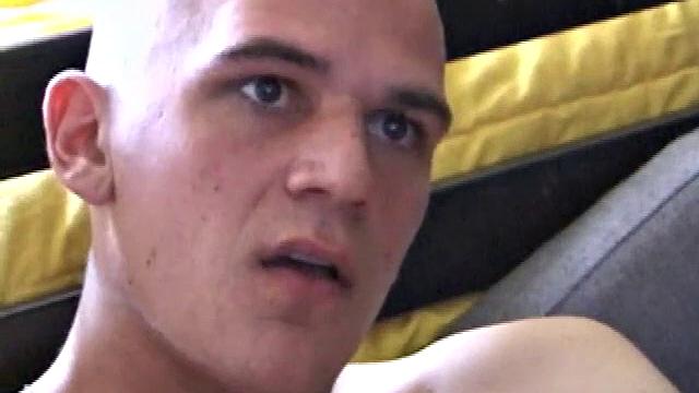 Bobby's Golden Dildo Jacking