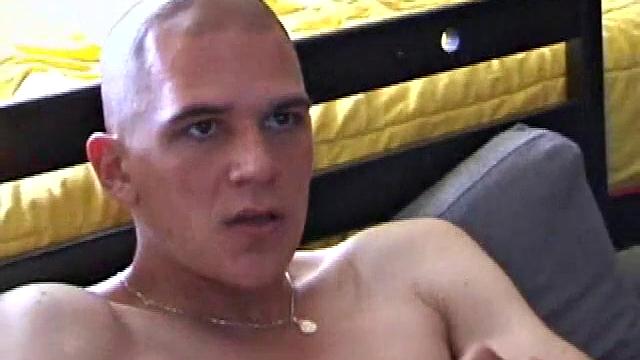 Bobby's Golden Dildo Jacking