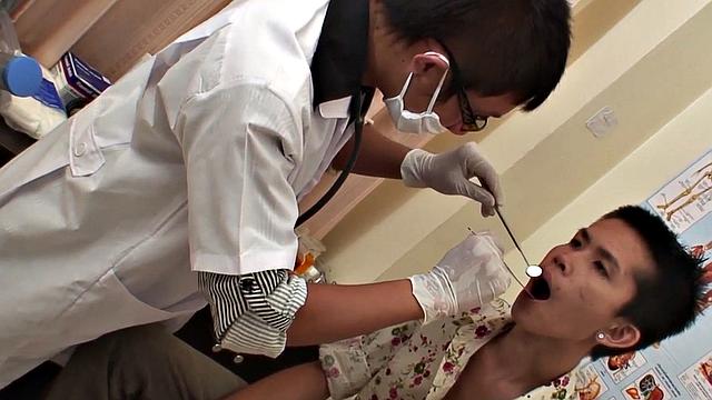 Amateur doctor analfucks Asian patient before jerking him