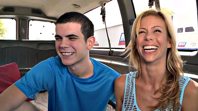 Blindfolded skinny twink sucked by gay in pickup bus