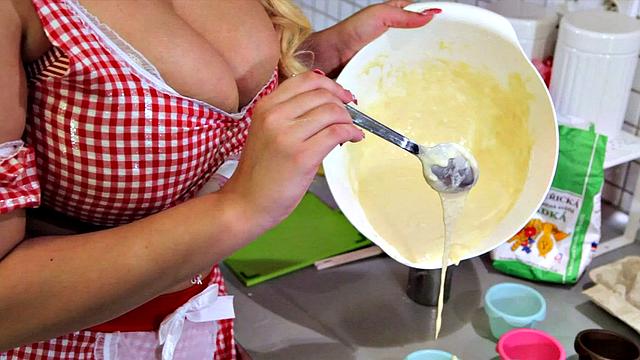 Angel In The Kitchen, Devil In Bedroom