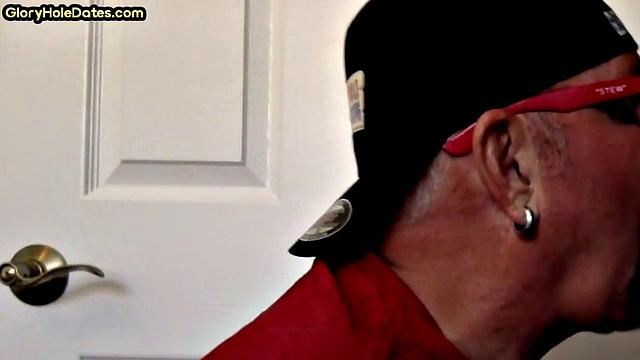 Homemade DILF sucks gloryhole pecker in closeup