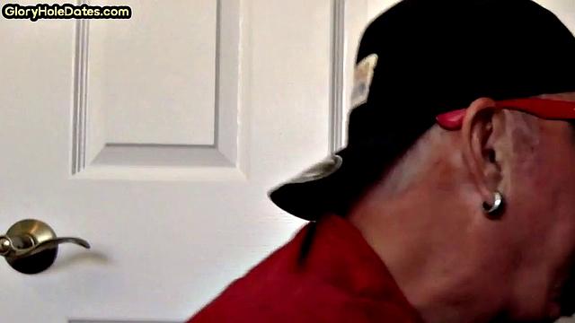 Homemade DILF sucks gloryhole pecker in closeup