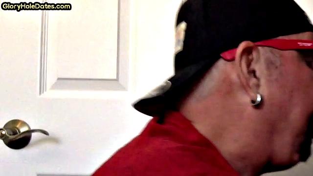 Homemade DILF sucks gloryhole pecker in closeup