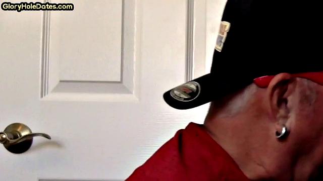 Homemade DILF sucks gloryhole pecker in closeup