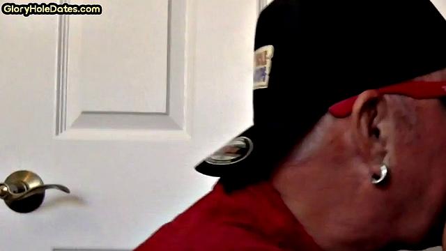 Homemade DILF sucks gloryhole pecker in closeup