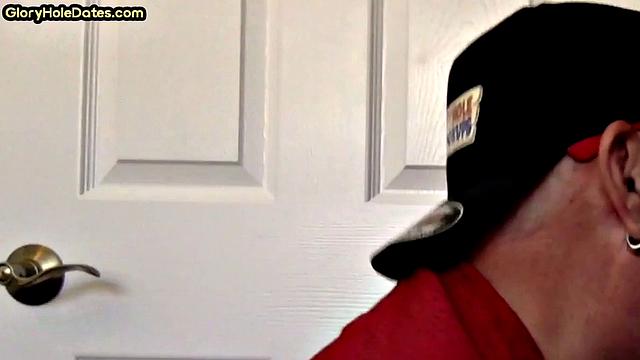 Homemade DILF sucks gloryhole pecker in closeup