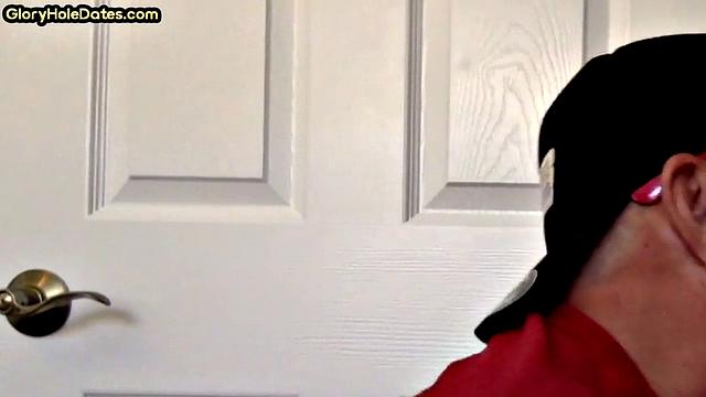 Homemade DILF sucks gloryhole pecker in closeup