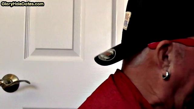 Homemade DILF sucks gloryhole pecker in closeup